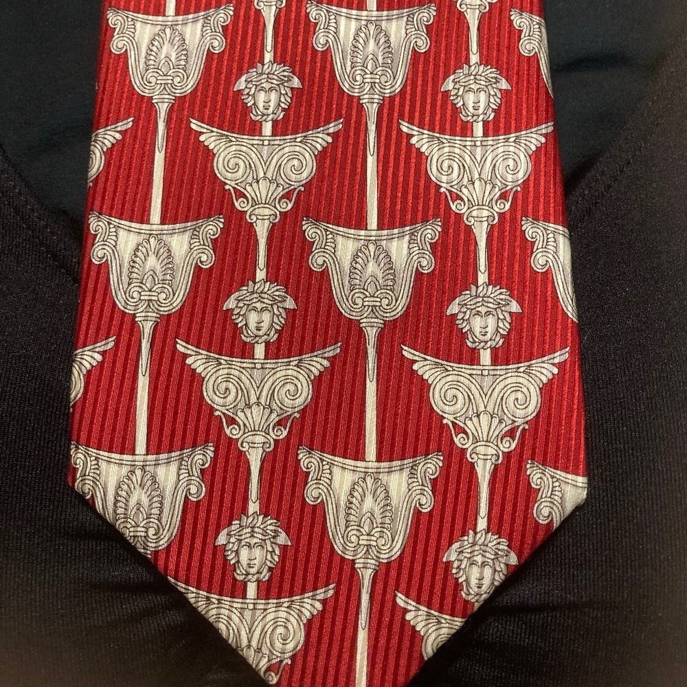VERSACE Italian pure 100% Silk Medusa Logo VTG 1990's TIE